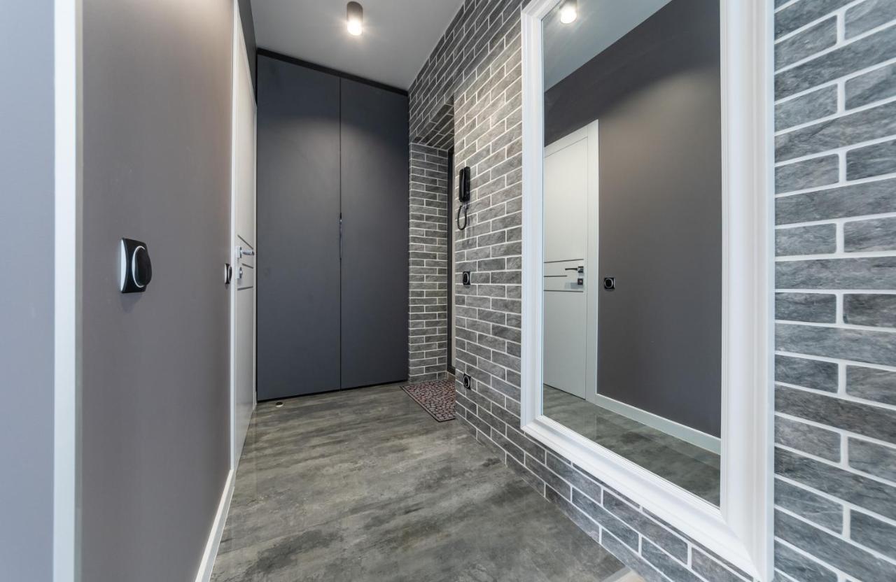 Luxrent Apartments on Lesi Ukrainki - Kiev Extérieur photo