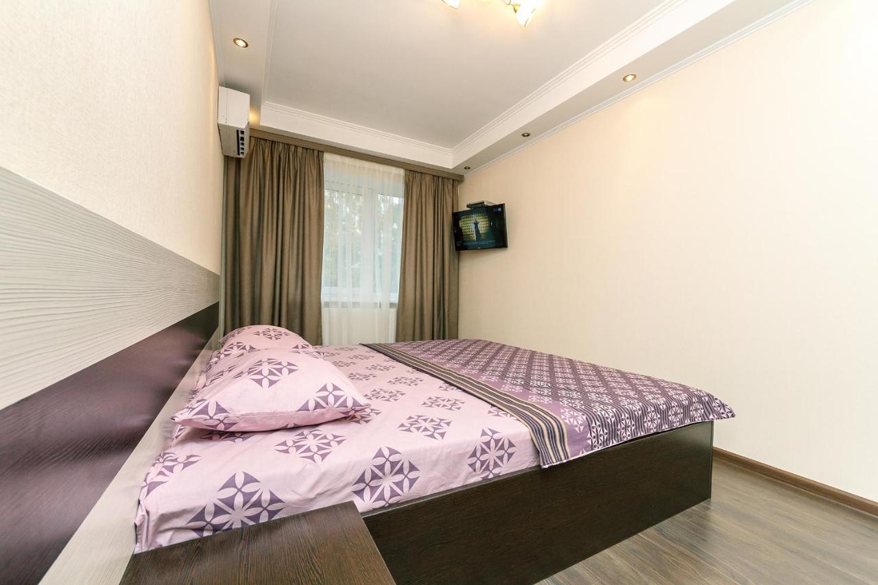 Luxrent Apartments on Lesi Ukrainki - Kiev Chambre photo