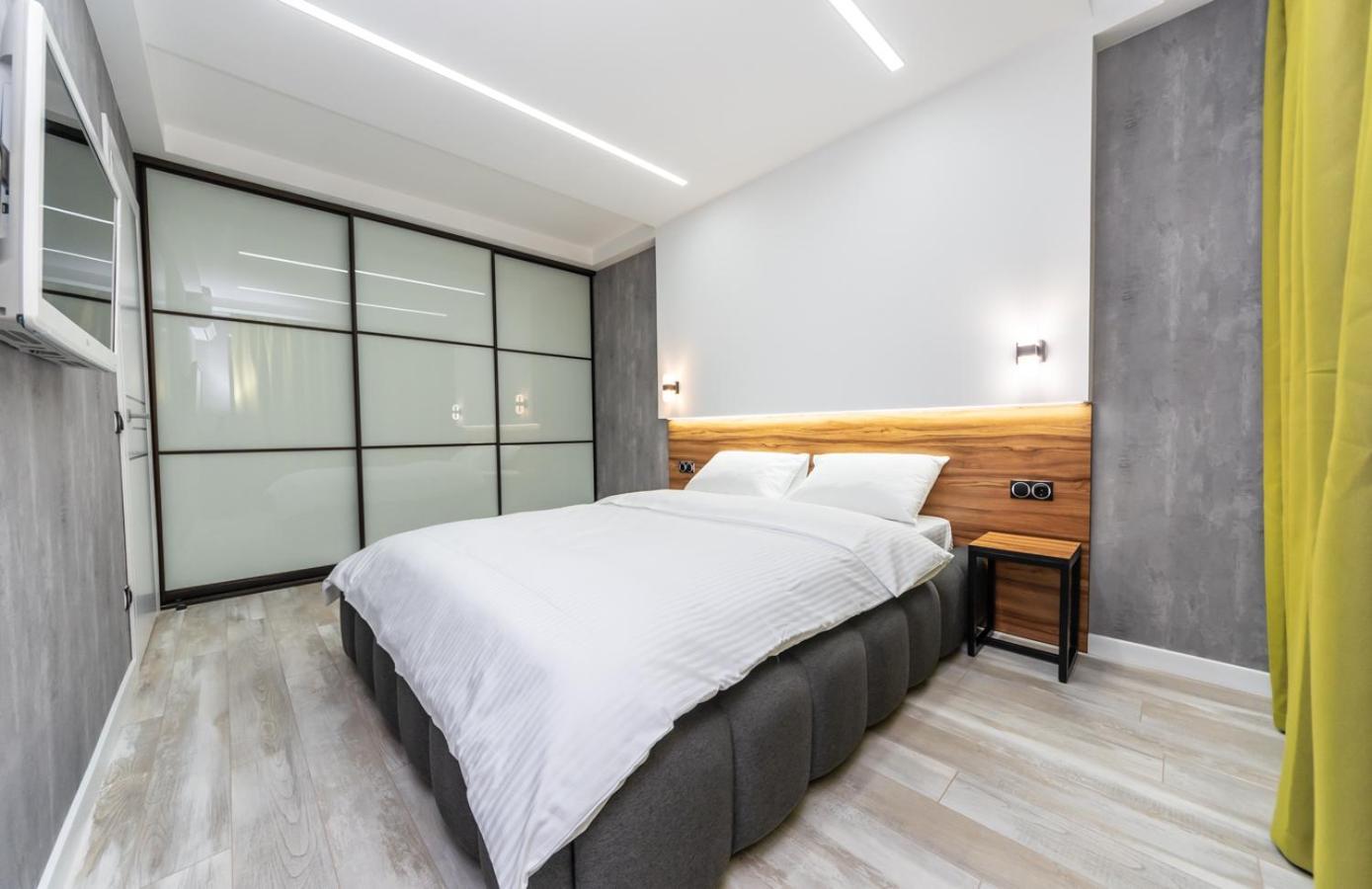 Luxrent Apartments on Lesi Ukrainki - Kiev Extérieur photo