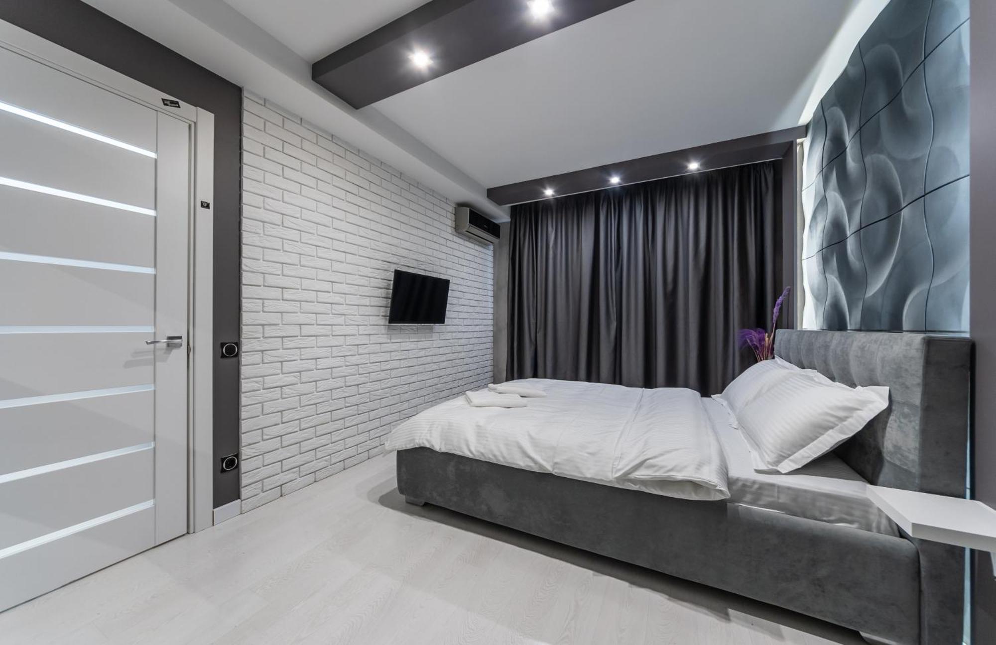 Luxrent Apartments on Lesi Ukrainki - Kiev Extérieur photo