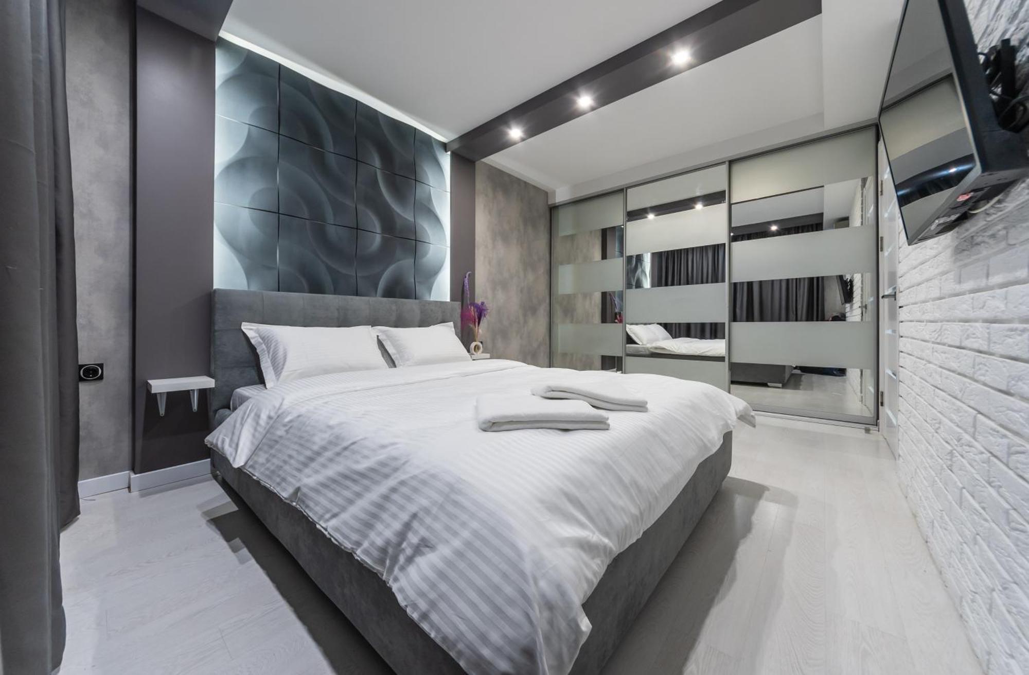 Luxrent Apartments on Lesi Ukrainki - Kiev Extérieur photo