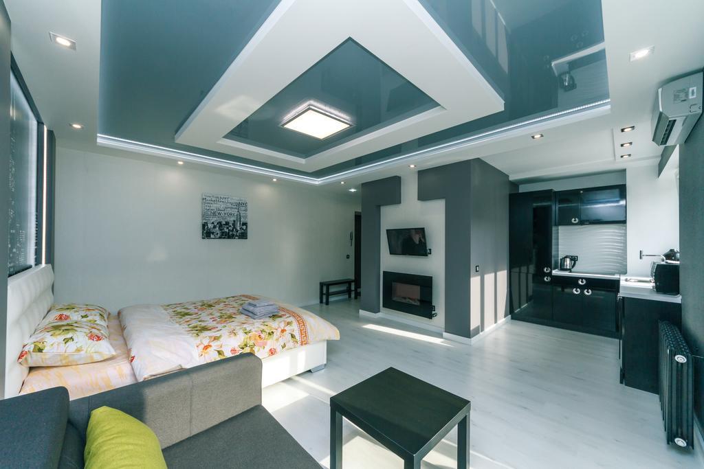 Luxrent Apartments on Lesi Ukrainki - Kiev Extérieur photo